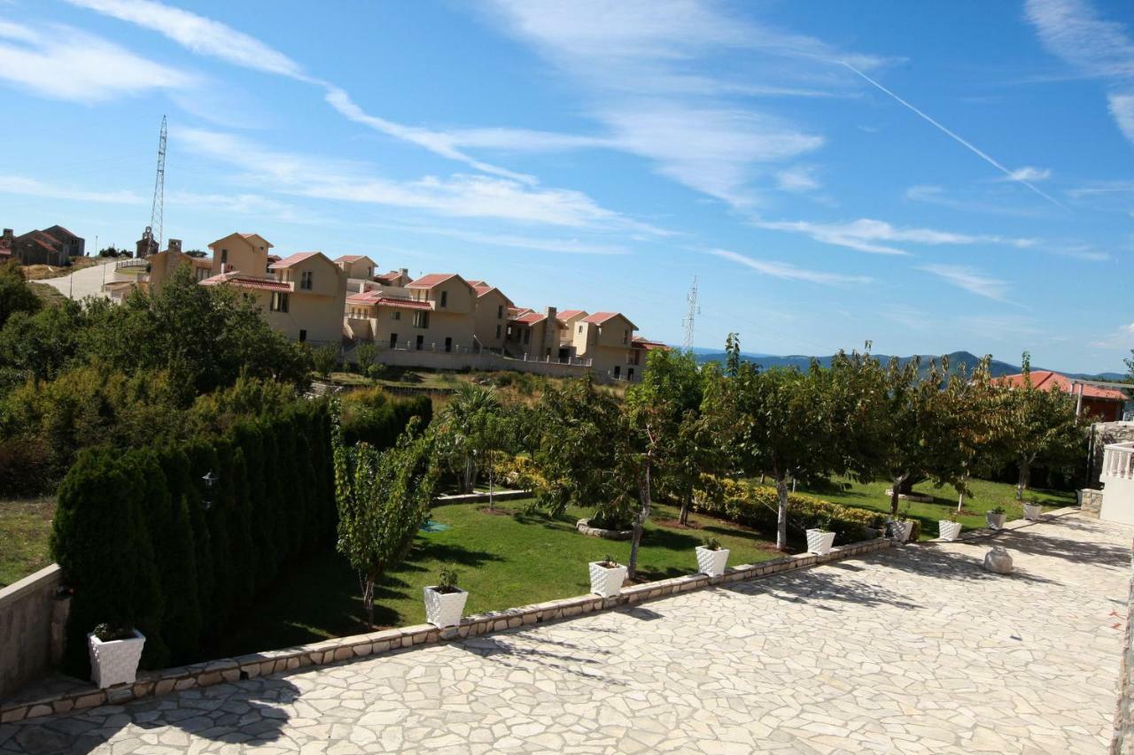 Vila Djordje Apartment Свети Стефан Екстериор снимка